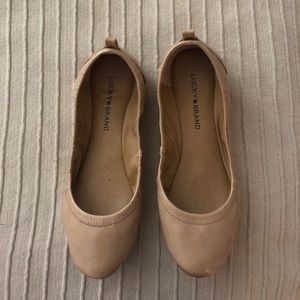 Lucky brand flats